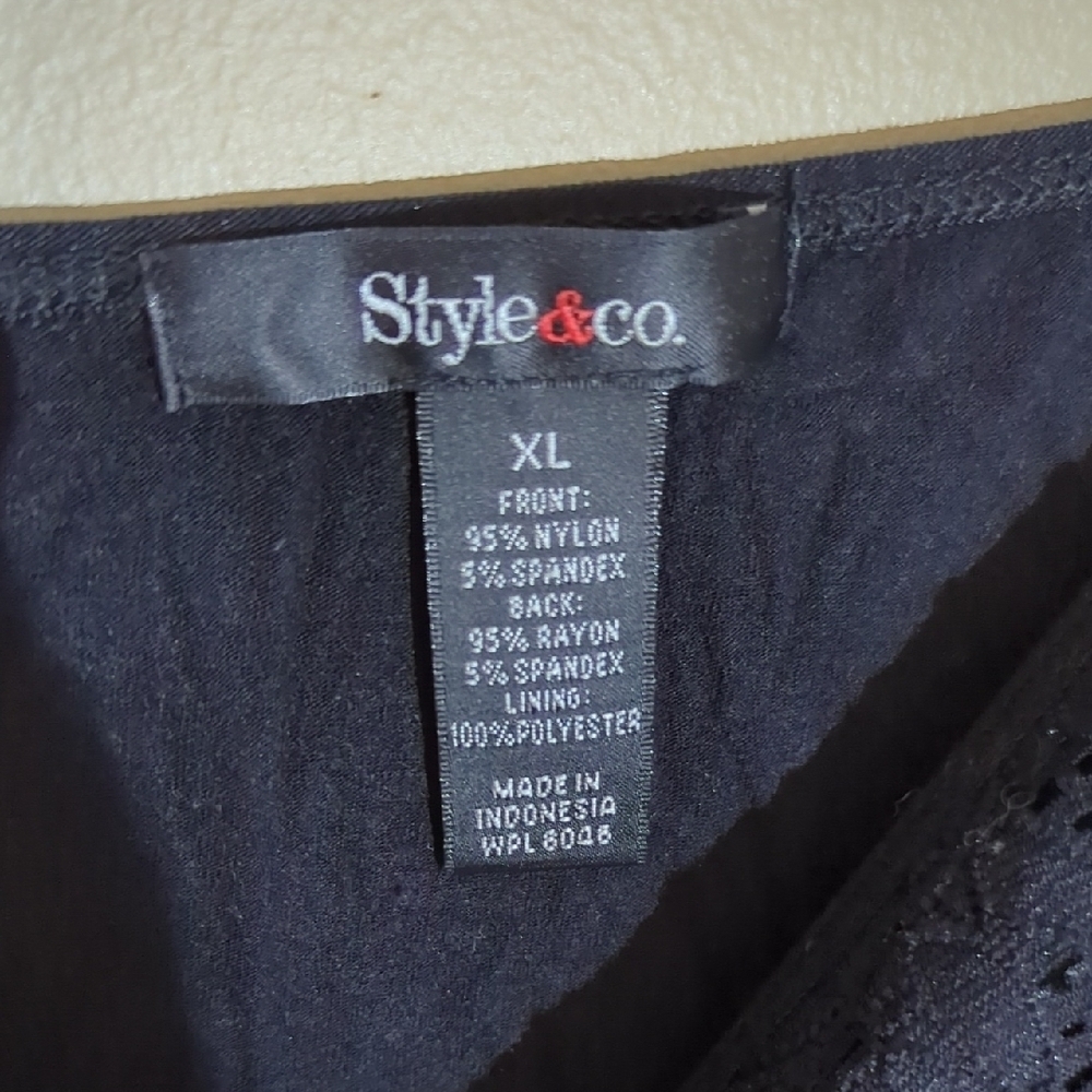 Style & Co. Black Fitted Sleeveless Camisole - Picture 3 of 8